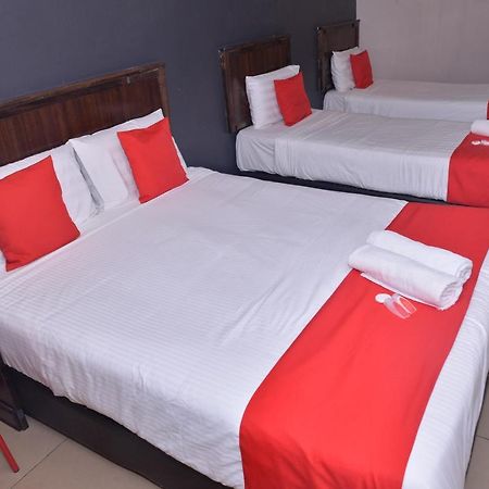 Nice Stay Hotel Raub Buitenkant foto