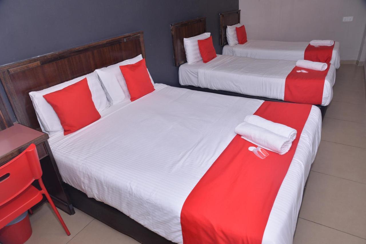 Nice Stay Hotel Raub Buitenkant foto