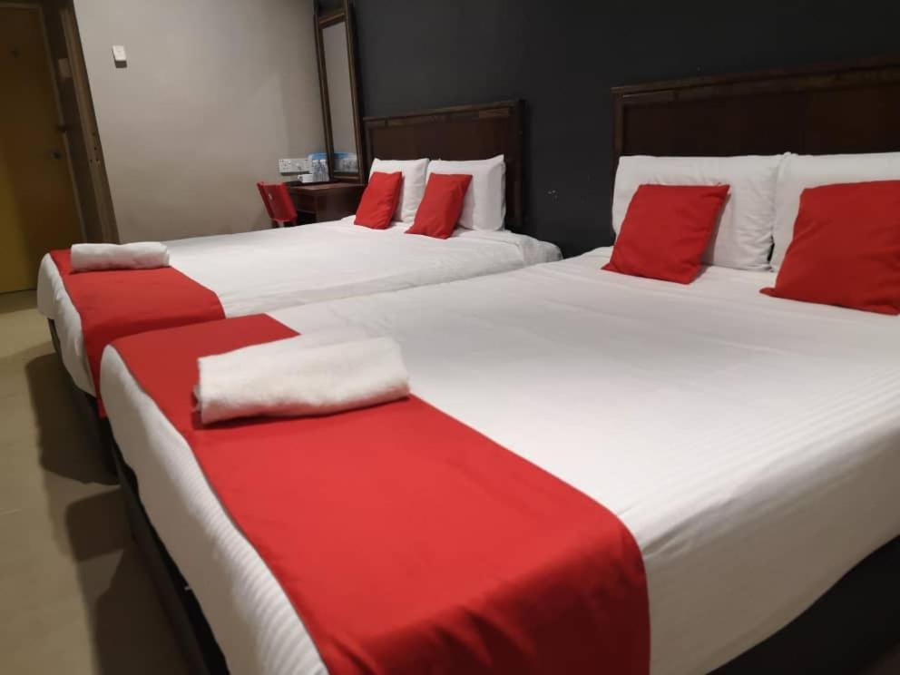 Nice Stay Hotel Raub Buitenkant foto