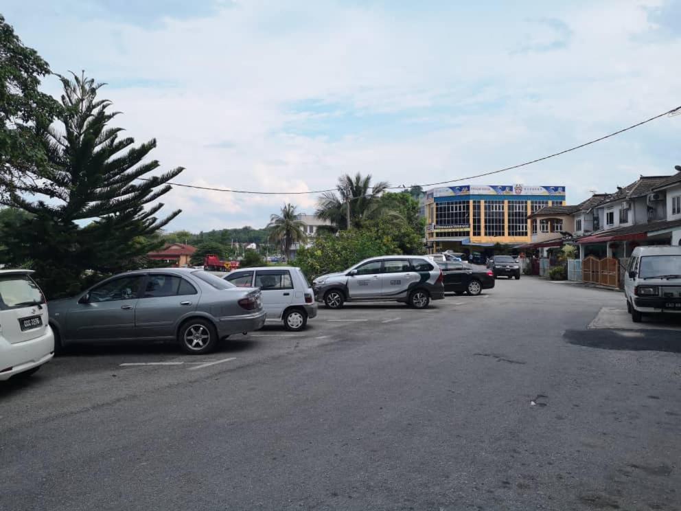 Nice Stay Hotel Raub Buitenkant foto
