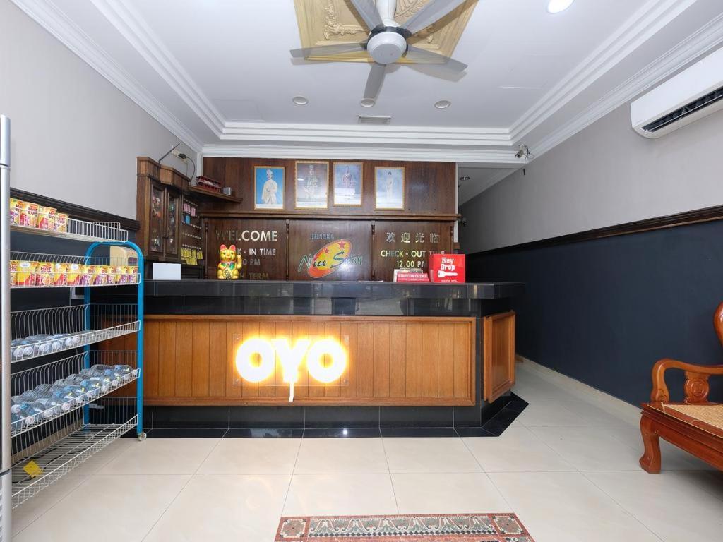 Nice Stay Hotel Raub Buitenkant foto